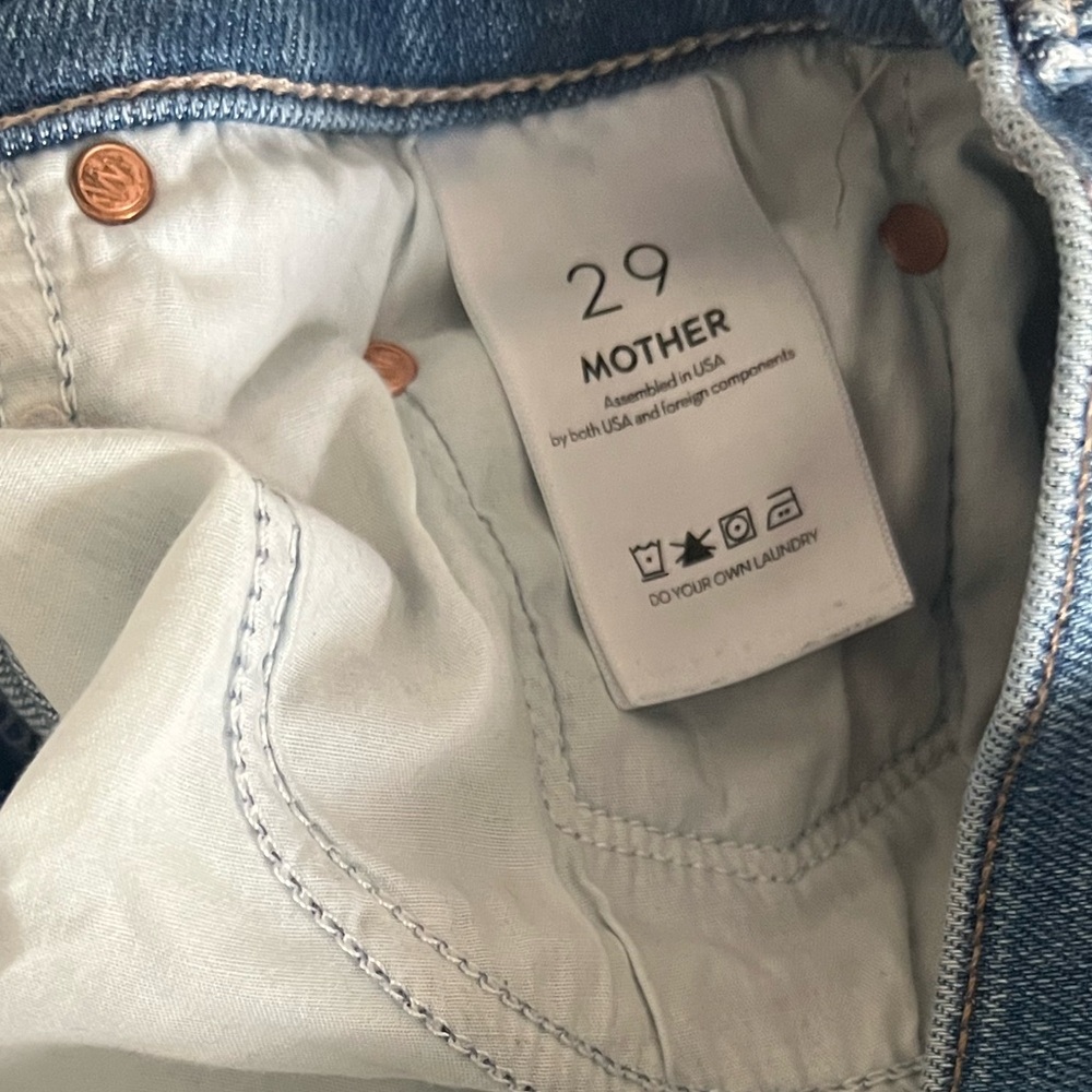 MOTHER The Rambler Zip Flood Straight-Leg Jeans- color Read Between the Lines - Picture 7 of 9